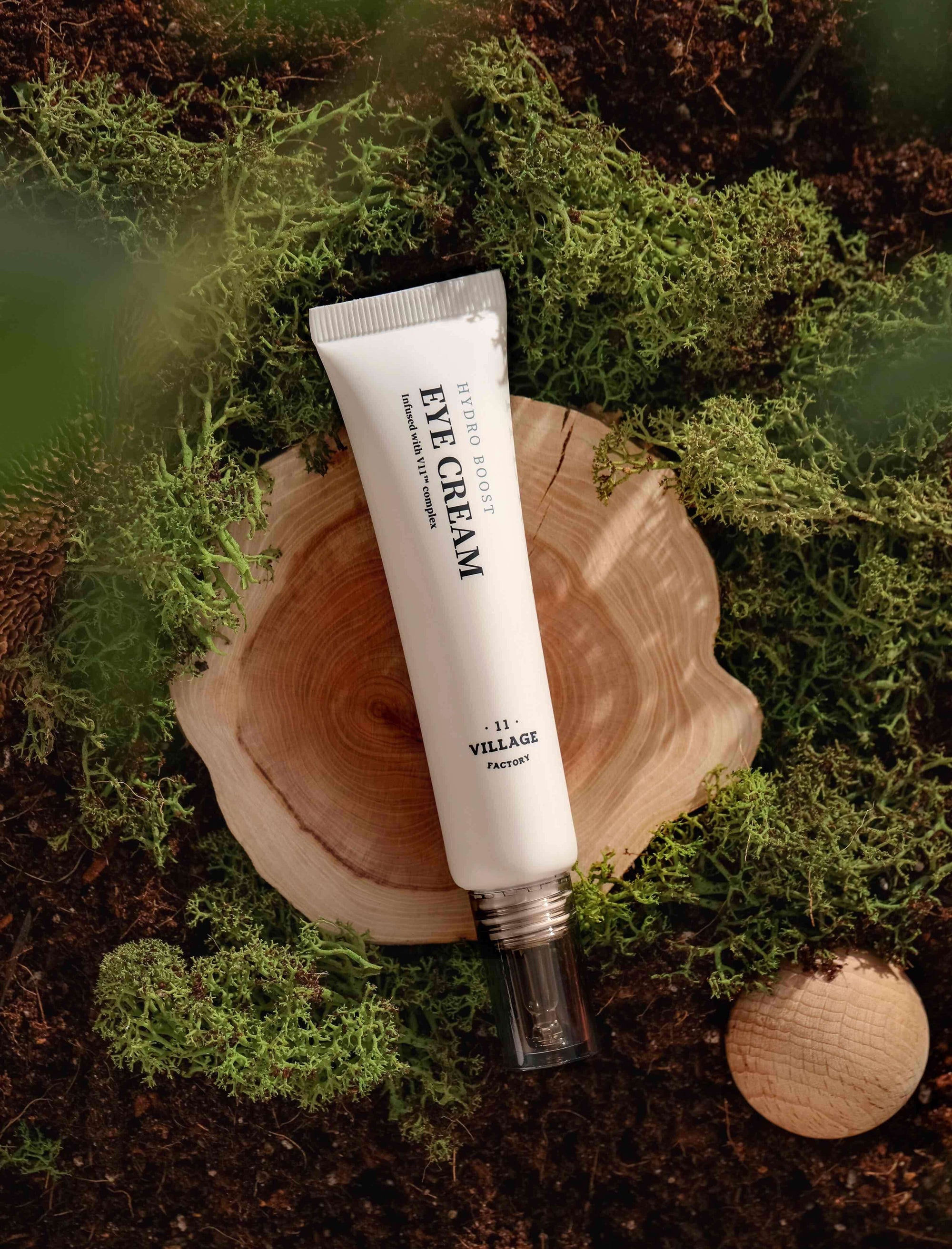 Village 11 Factory Hydro Boost Eye Cream 25ml - Auryn Skin - Italia