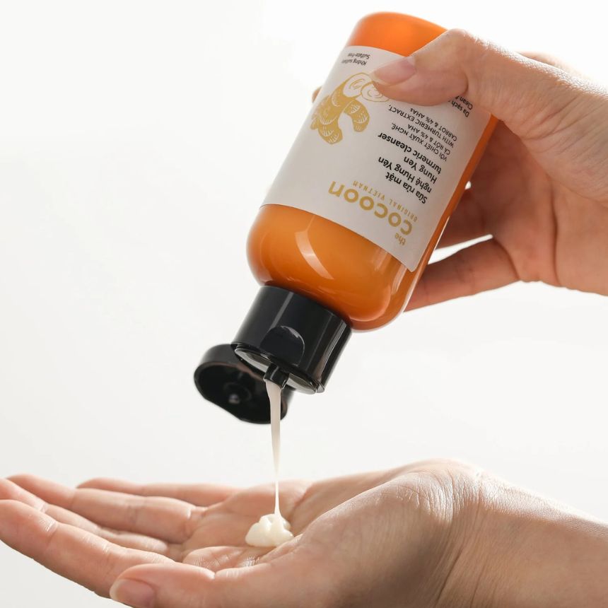 COCOON Hung Yen turmeric cleanser 140ml
