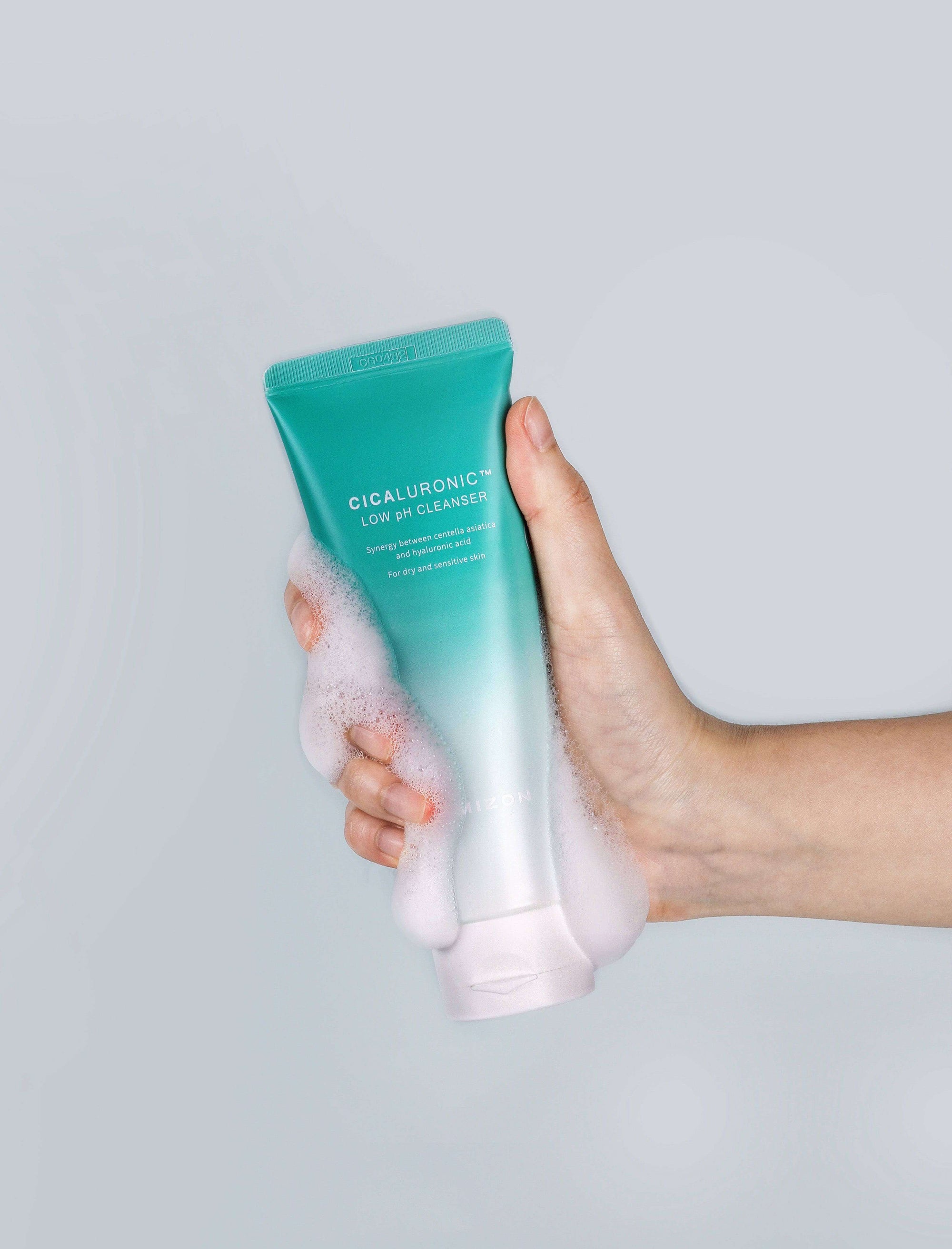 Mizon Cicaluronic Low pH Cleanser - Auryn Skin - Italia