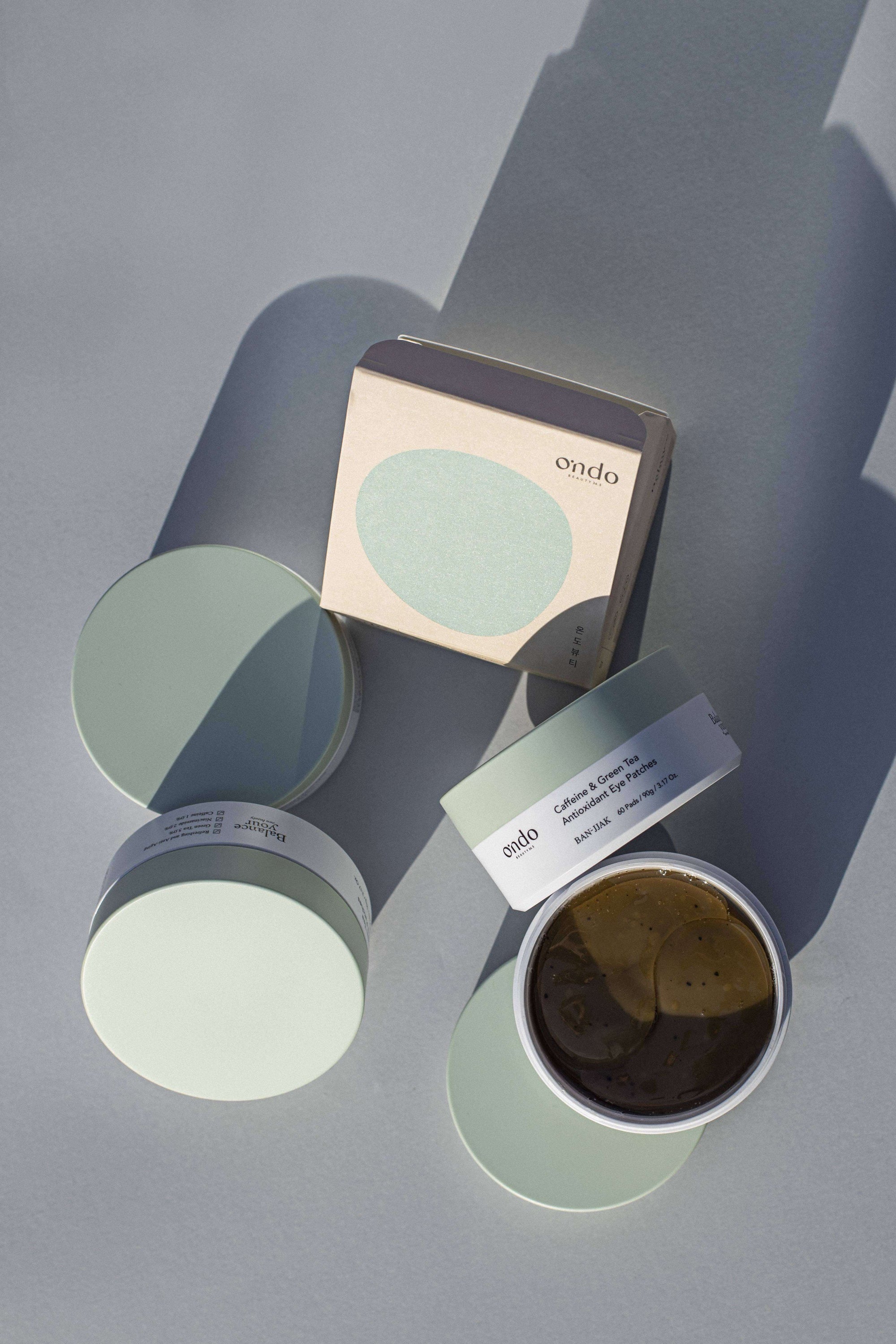 Ondo Caffeine & Green Tea Antioxidant Eye Patches - Auryn Skin - Italia